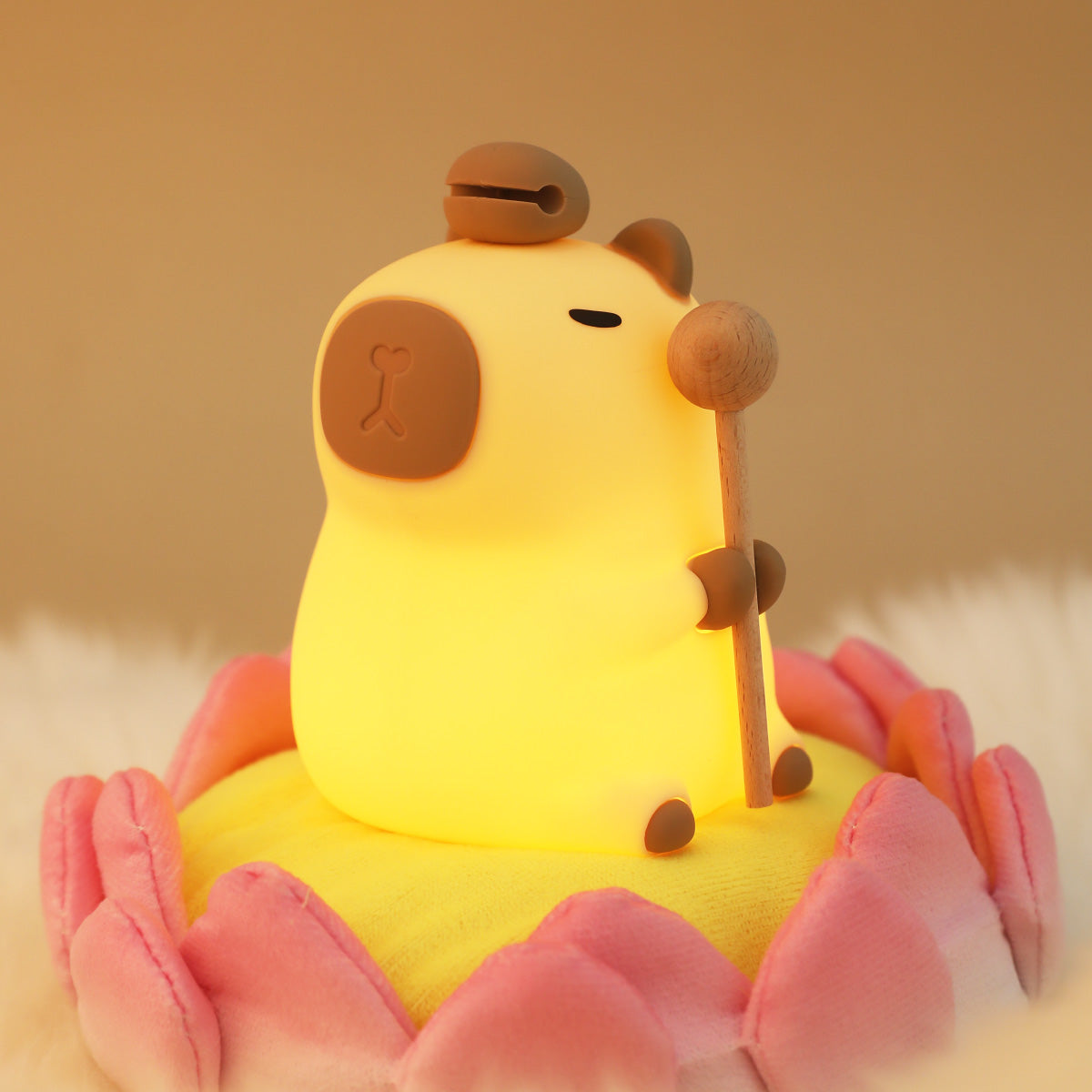 Maetiva® Flower Capybara Squishy Silicone Night Light - Perfect Gift for Kids and Girls