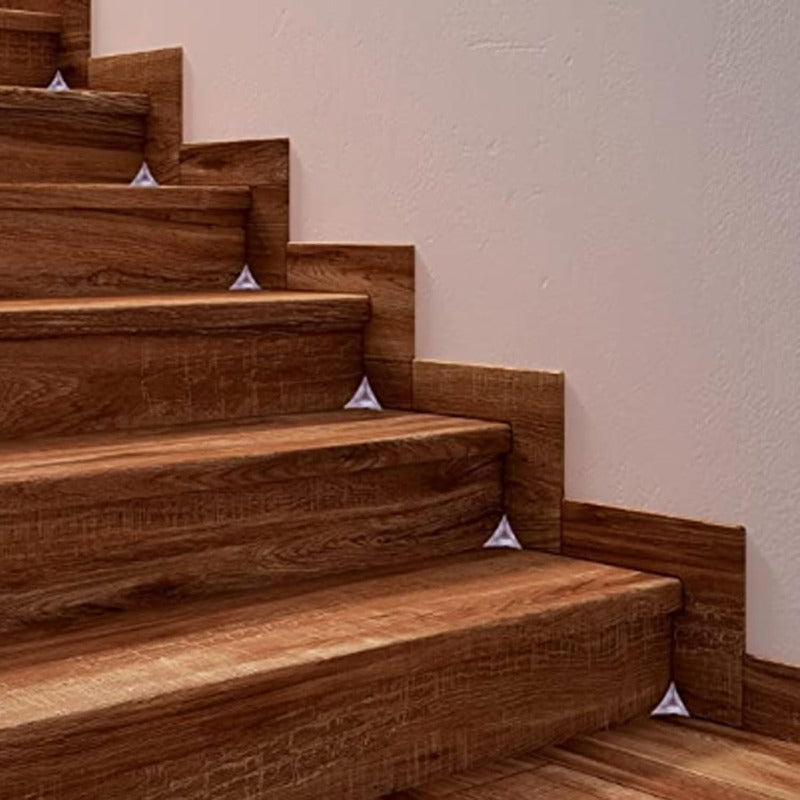 3D Triangle Dust Shields