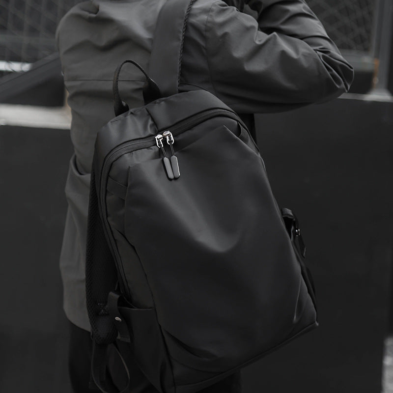 Smart Charging Travel Backpack 
Maetiva