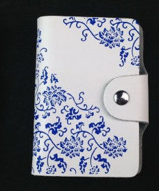 Floral Design Wallet 
Maetiva