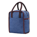 Insulated cooler bag with practical side pockets 
Maetiva