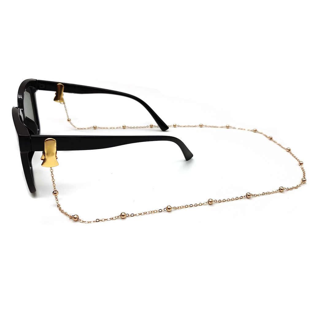Fashionable Eyewear Chain 
Maetiva