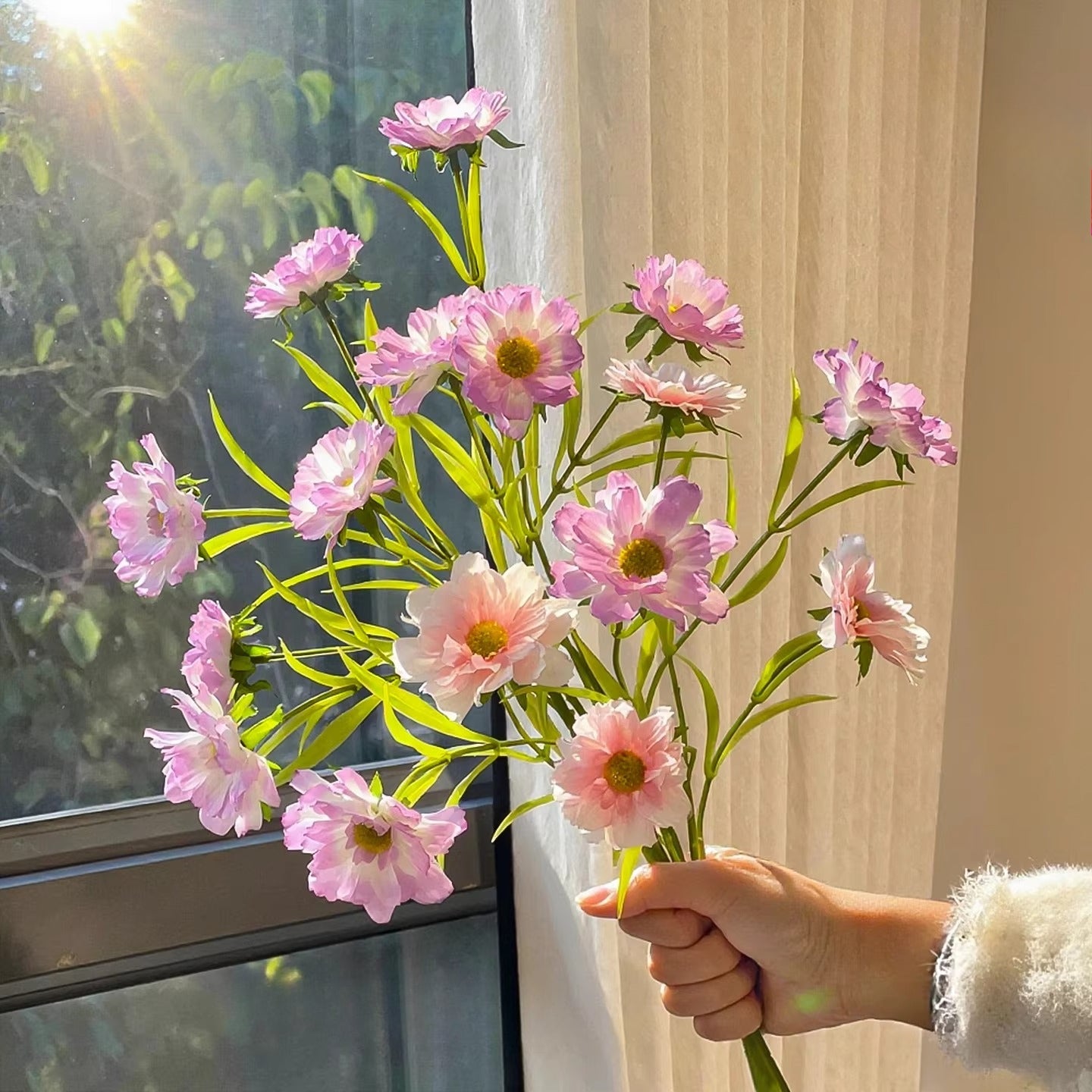 Creamy Lilac Daisy Breeze Faux Floral Arrangement
