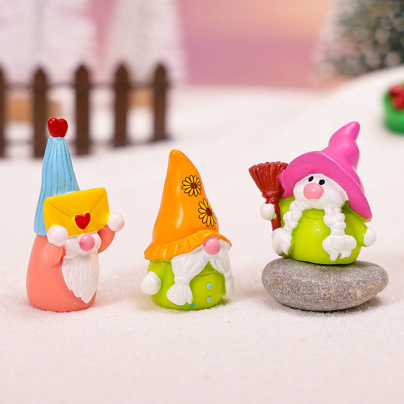 Decorative resin figures for Christmas