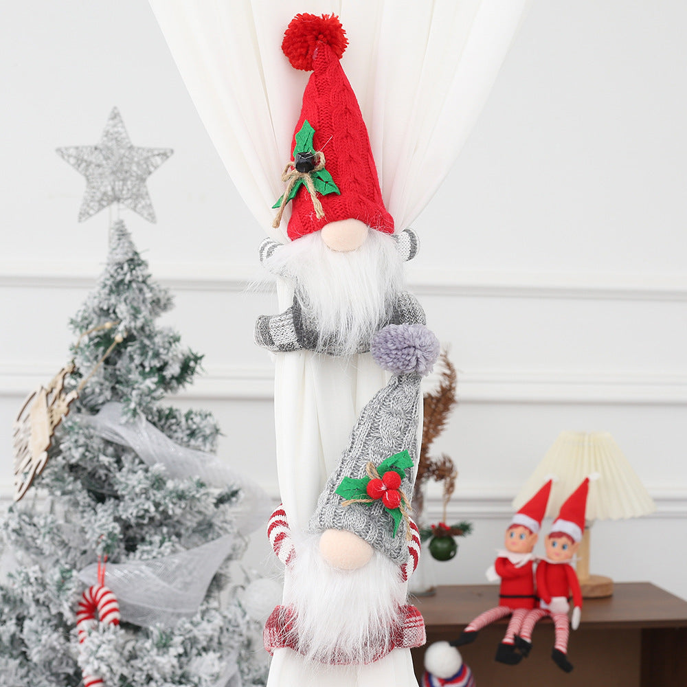 Christmas gnome curtain holder made of knit
