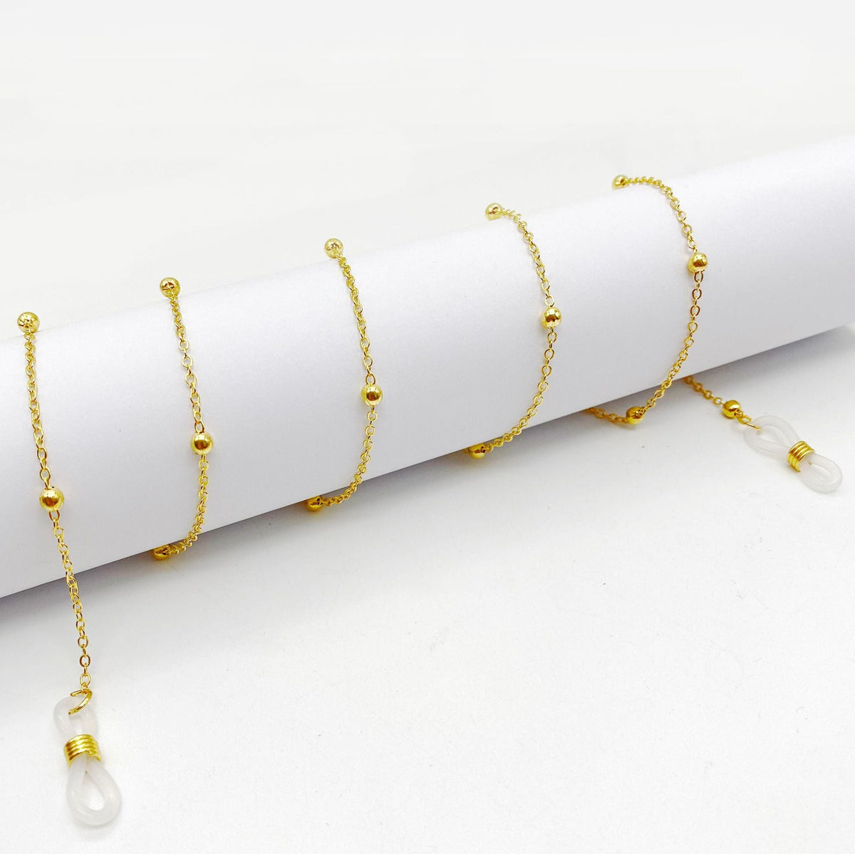 Elegant Eyewear Chain 
Maetiva