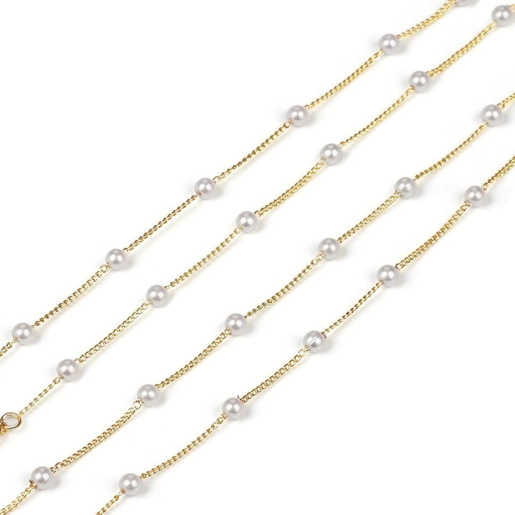 Elegant glasses holder chain with pearls and stainless steel details 
Maetiva