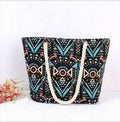 Large beach bag with ethnic pattern 
Maetiva