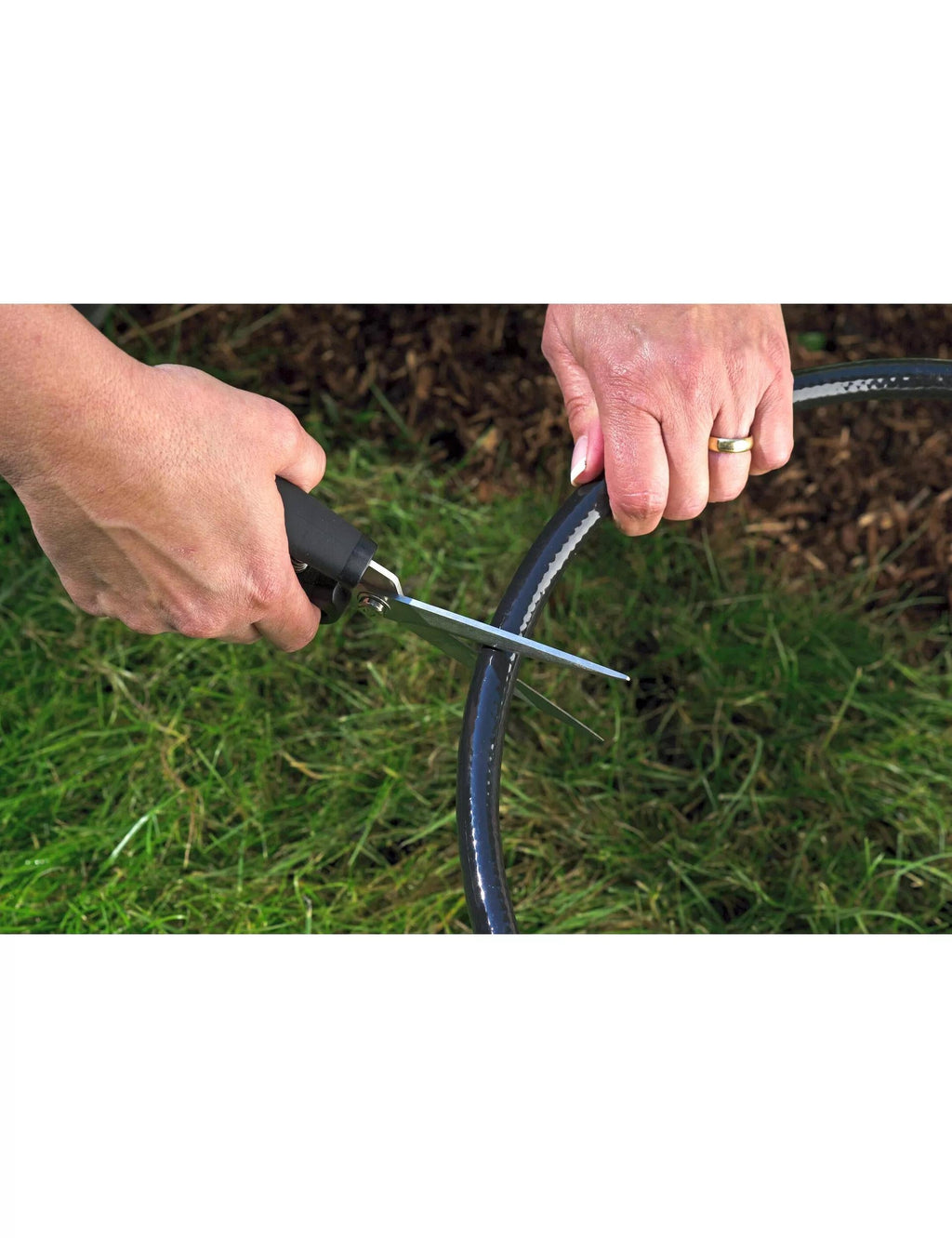 Snip-n-Spray™ Garden and Landscape Sprinkler System