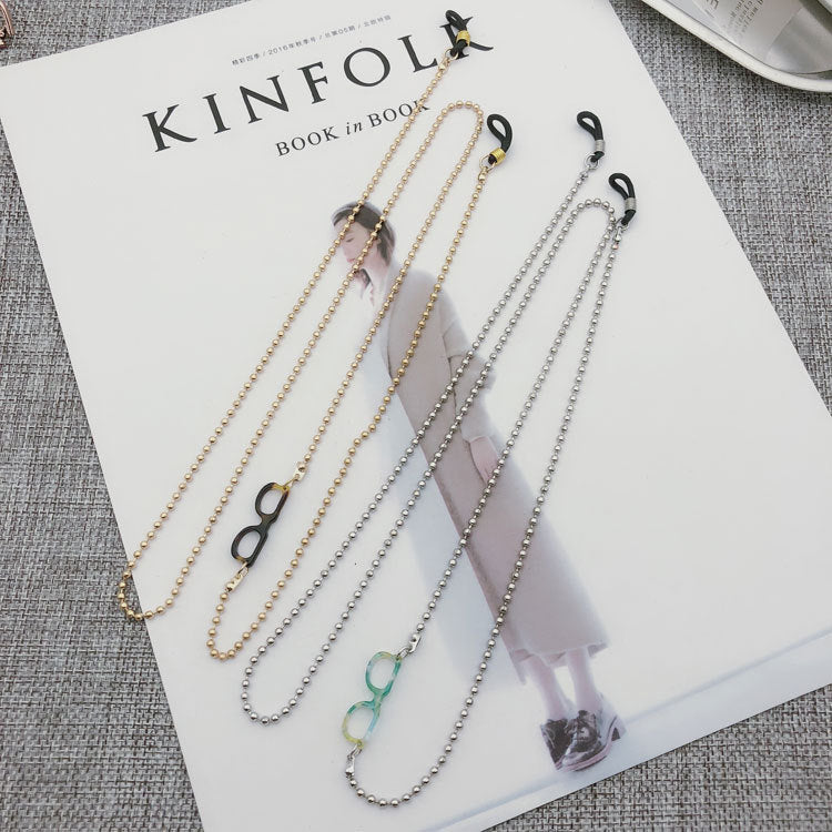 Stylish Eyewear Chain with Comfortable Grip 
Maetiva