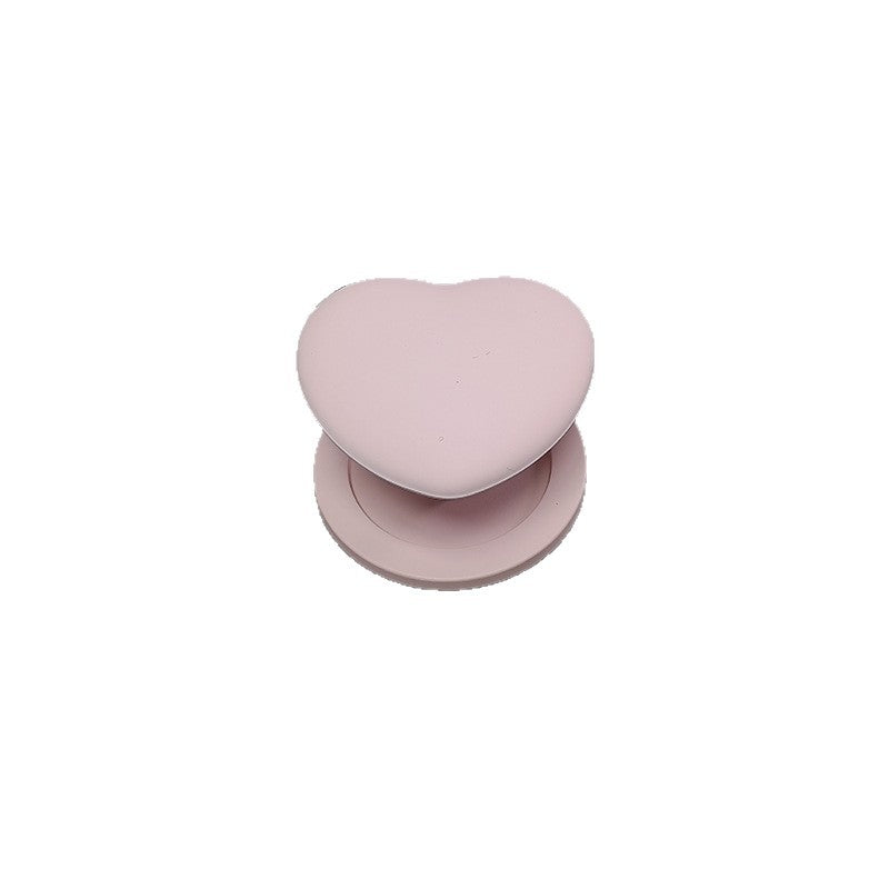 Heart-Shaped Phone Grip 
Maetiva  787058272