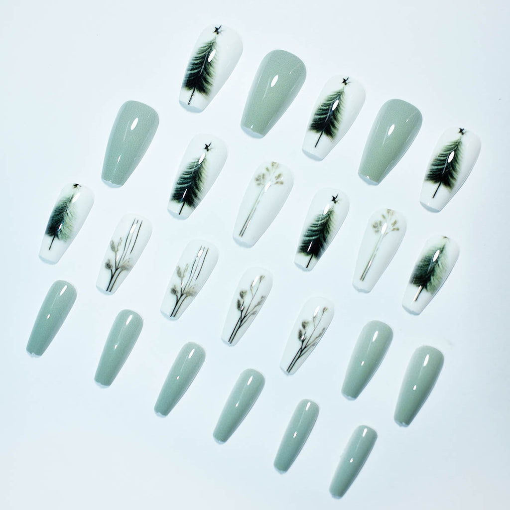 Artistic Botanical Press-On Nail Art 
Maetiva