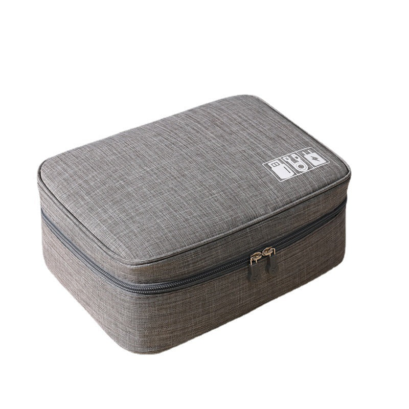 Portable Gadget Storage Case 
Maetiva