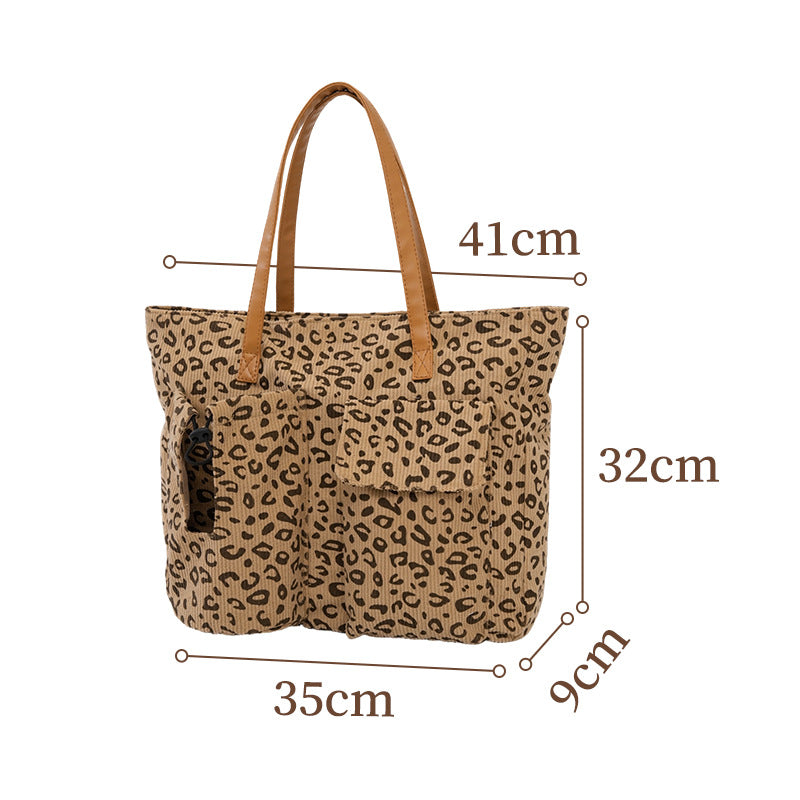 Spacious Leopard Print Canvas Tote Bag 
Maetiva