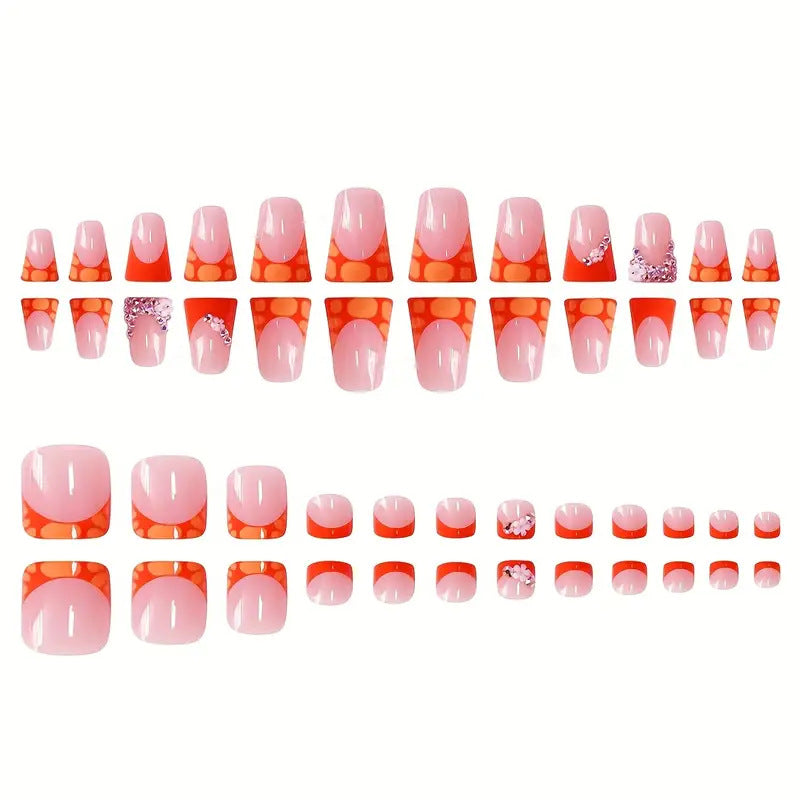 Artistic Floral-Inspired Press-On Nail Set 
Maetiva