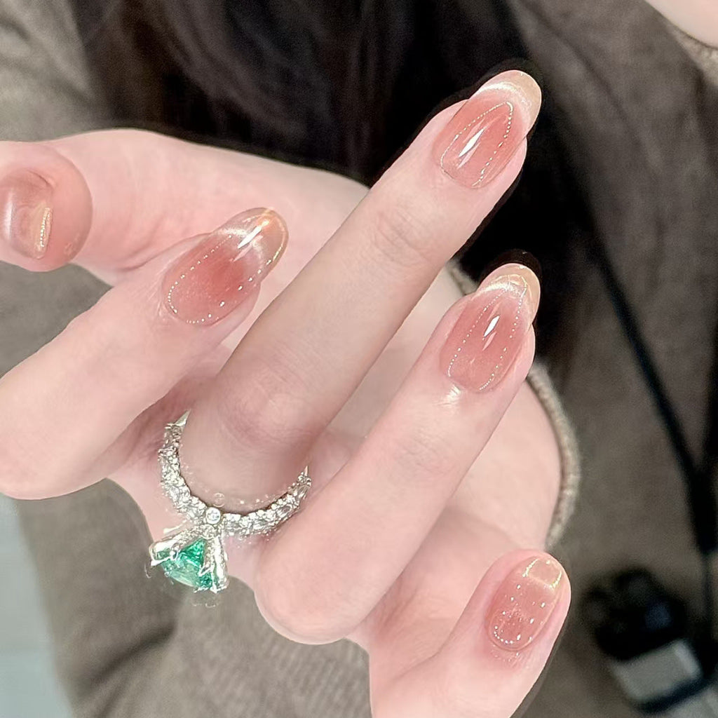 Artistic Floral-Embellished Press-On Nail Art 
Maetiva
