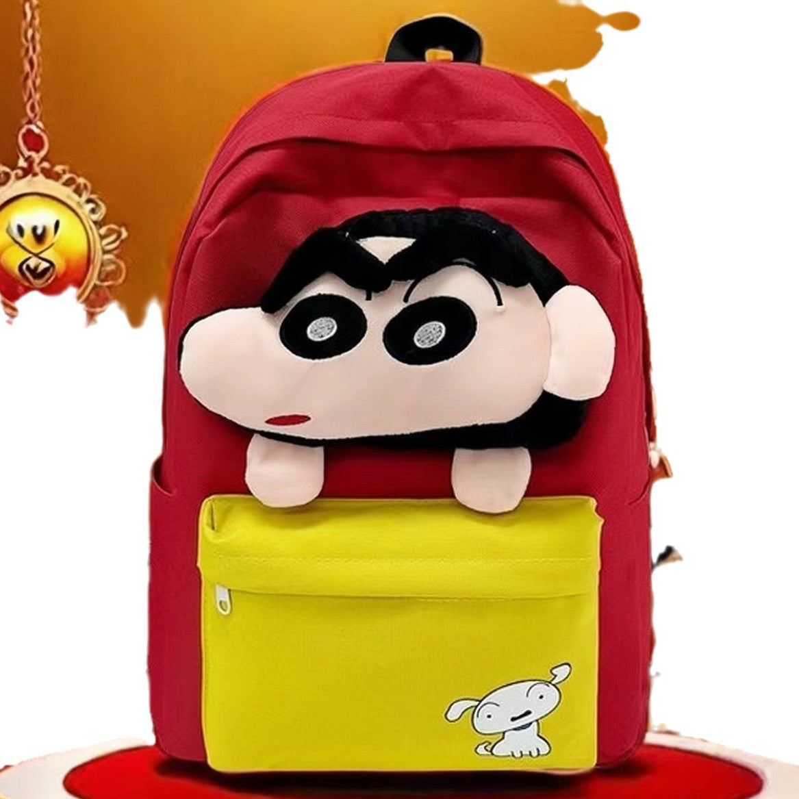 Plush backpack with character design 
Maetiva