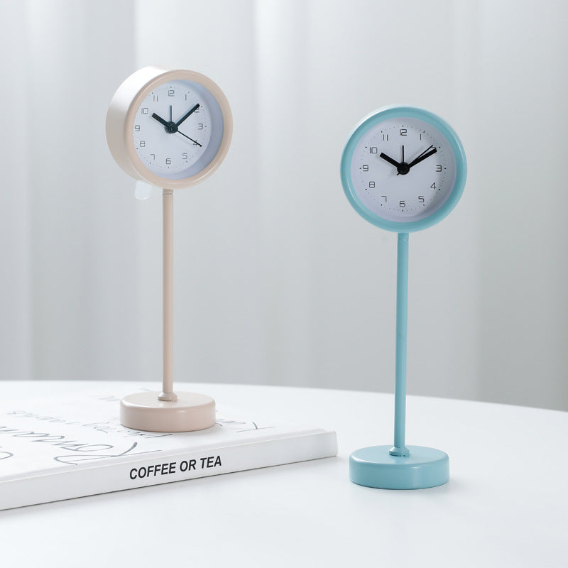 Table Clock in Modern Design 
Maetiva