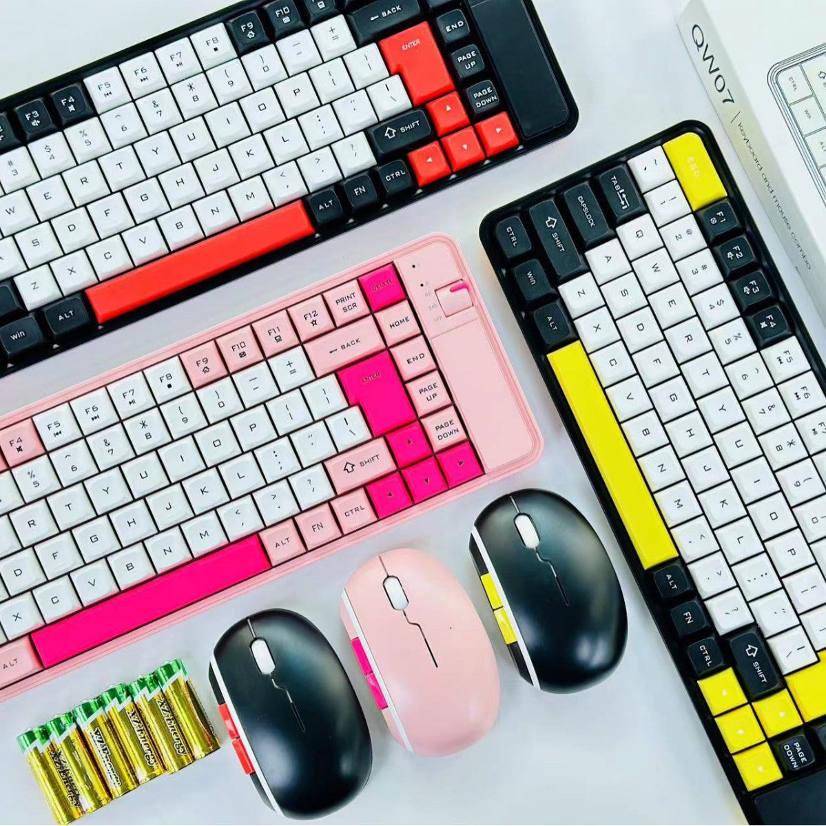 Wireless Compact Gaming Keyboard and Mouse Set 
Maetiva