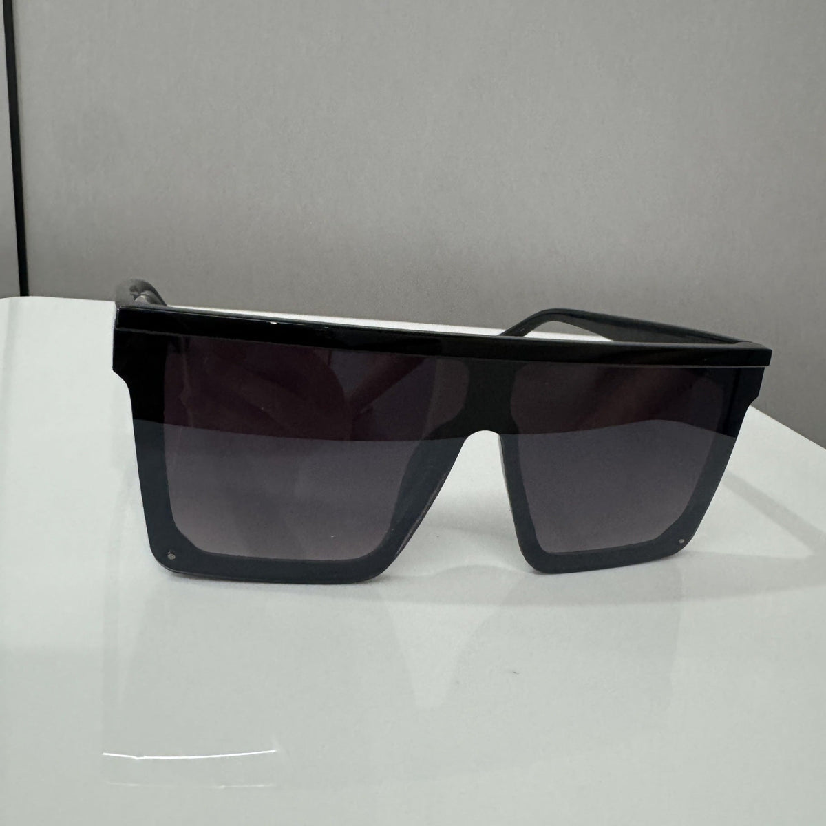 High-Performance Oversized Shield Sunglasses 
Maetiva