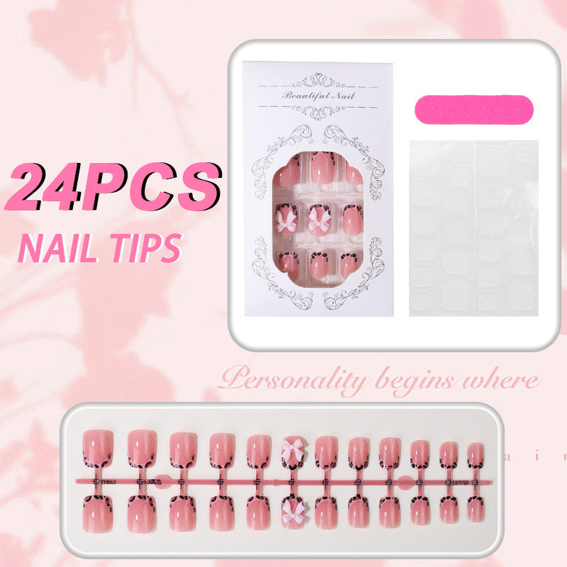 Decorative Nail Art Tips Set 
Maetiva