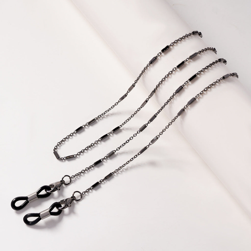 Chain Link Eyewear Retainer 
Maetiva