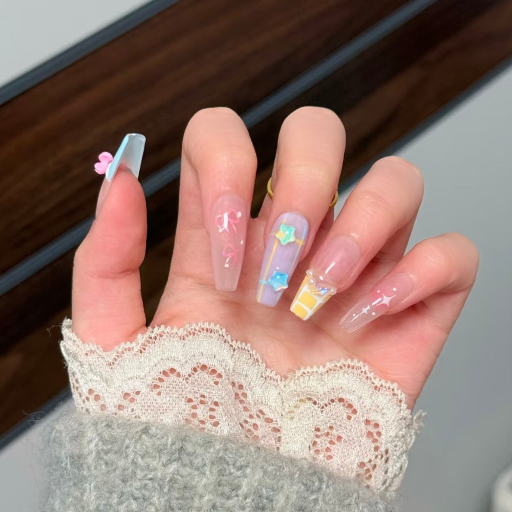 Artificial nails with Playful Design 
Maetiva