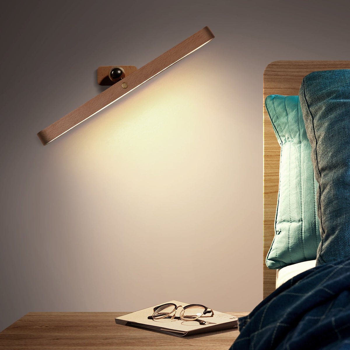 Minimalist Floating Wall Lamp with Brass Ball Accent in Solid Beech Wood 
Maetiva