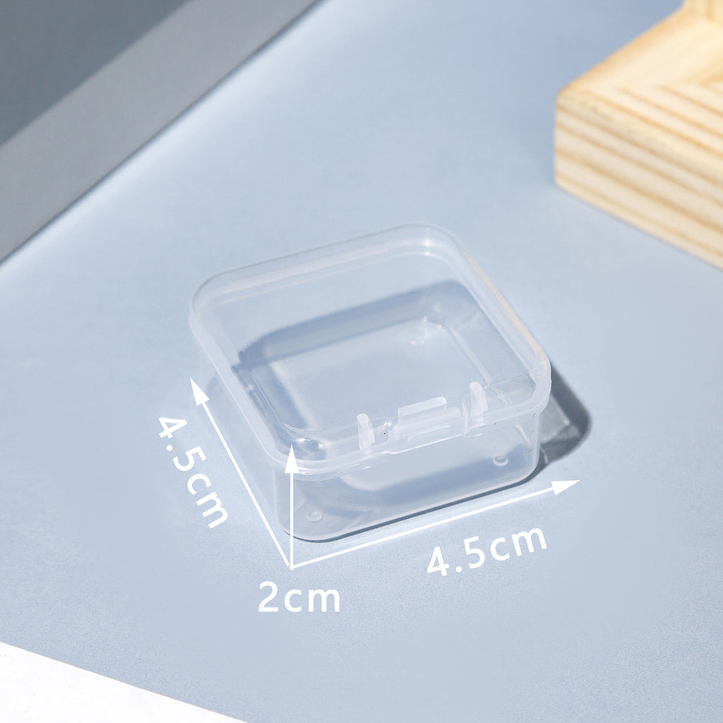 Transparent Storage Container 
Maetiva