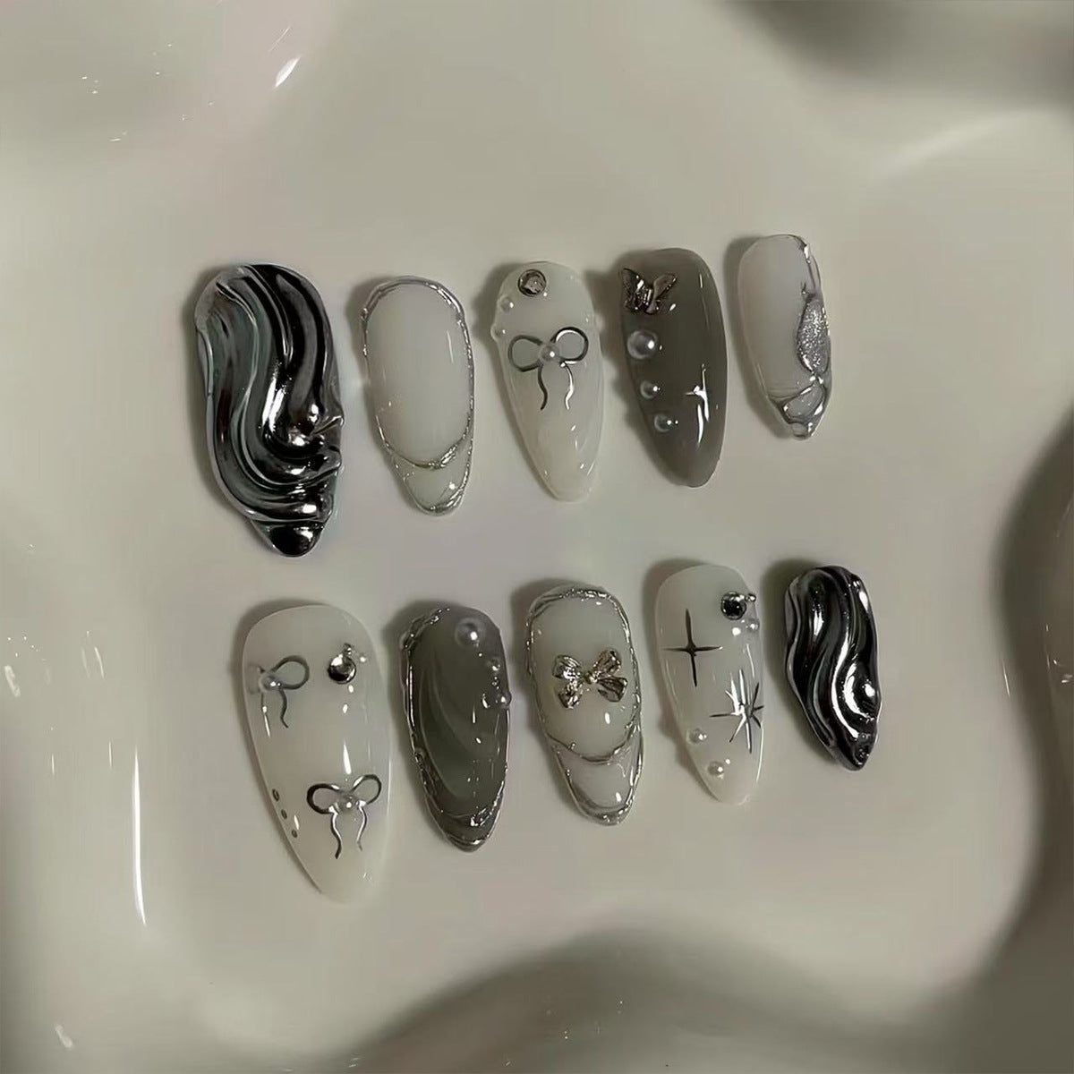 Artistic Nail Design 
Maetiva