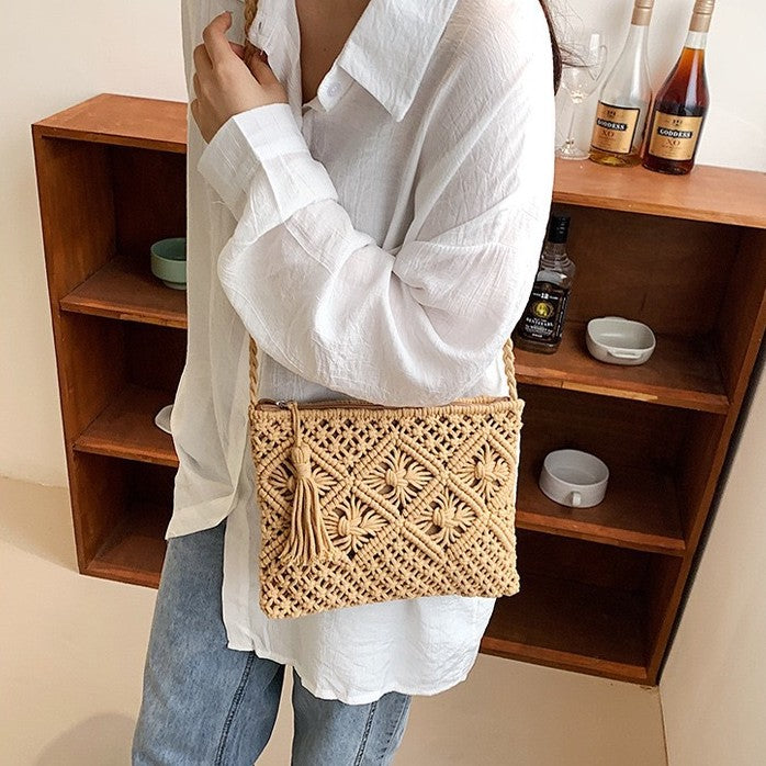 Handmade Macrame Shoulder Bag 
Maetiva