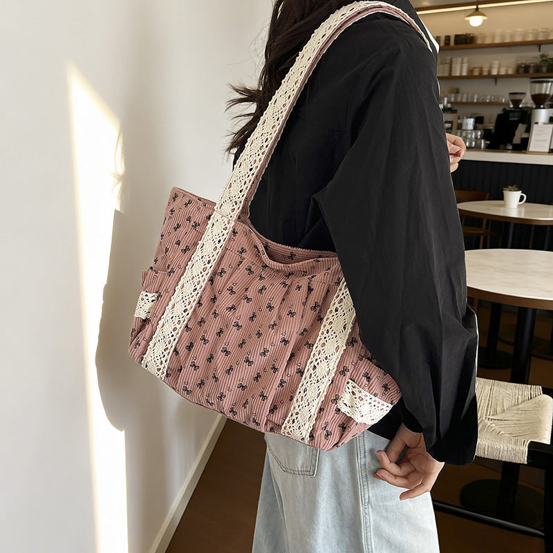 WoElegant Floral Print Tote Bag 
Maetiva