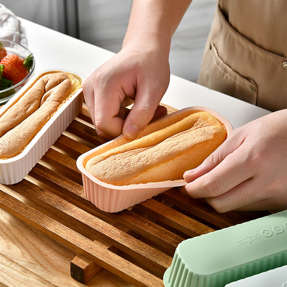 Silicone cake baking mold in modern design 
Maetiva