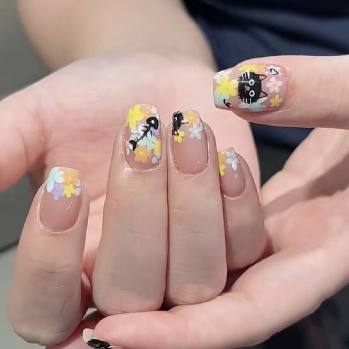 Ombre Glossy Press-On Nail Extensions 
Maetiva