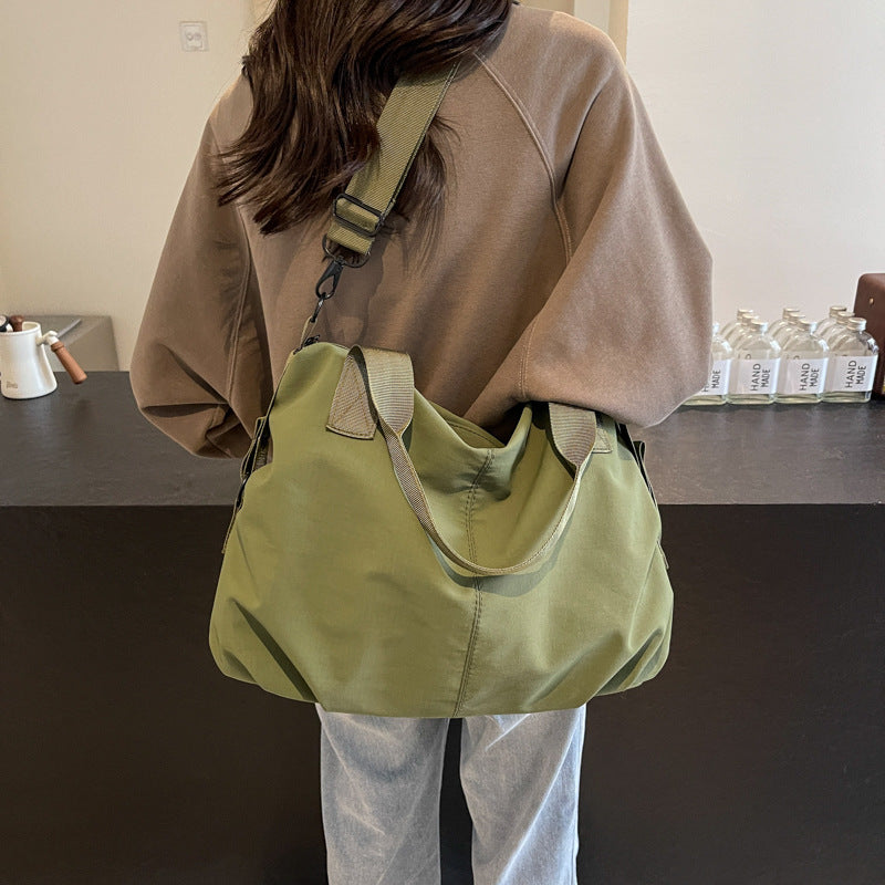 Multipurpose Travel Duffle Bag 
Maetiva