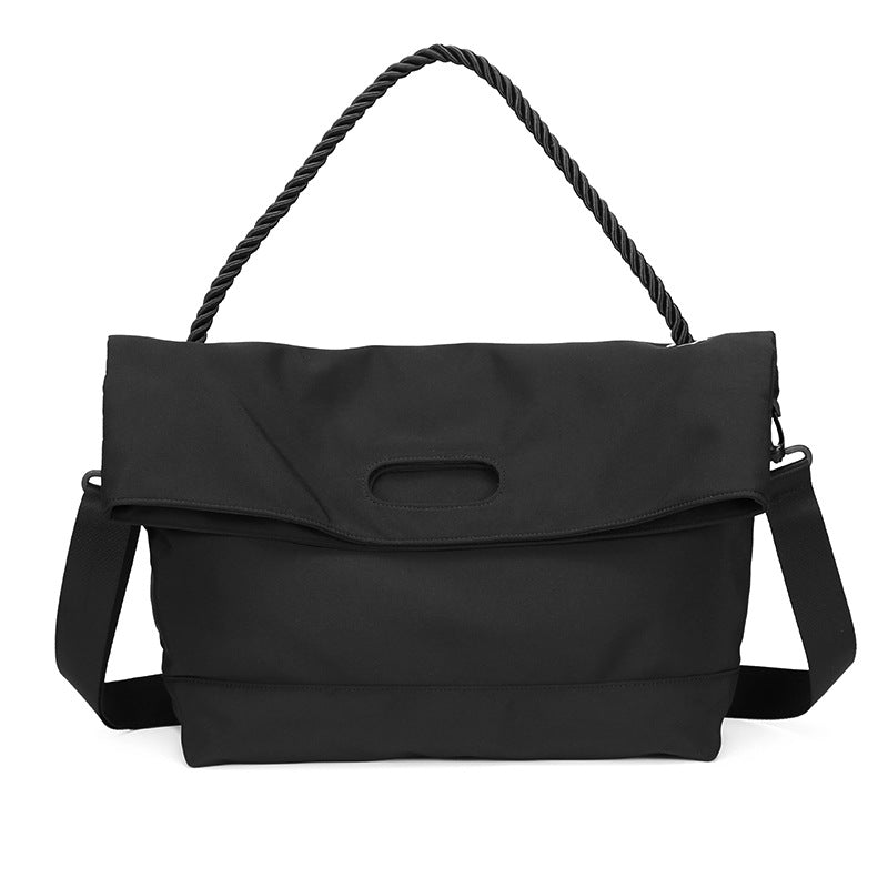 Multi-Functional Slim Messenger Bag 
Maetiva