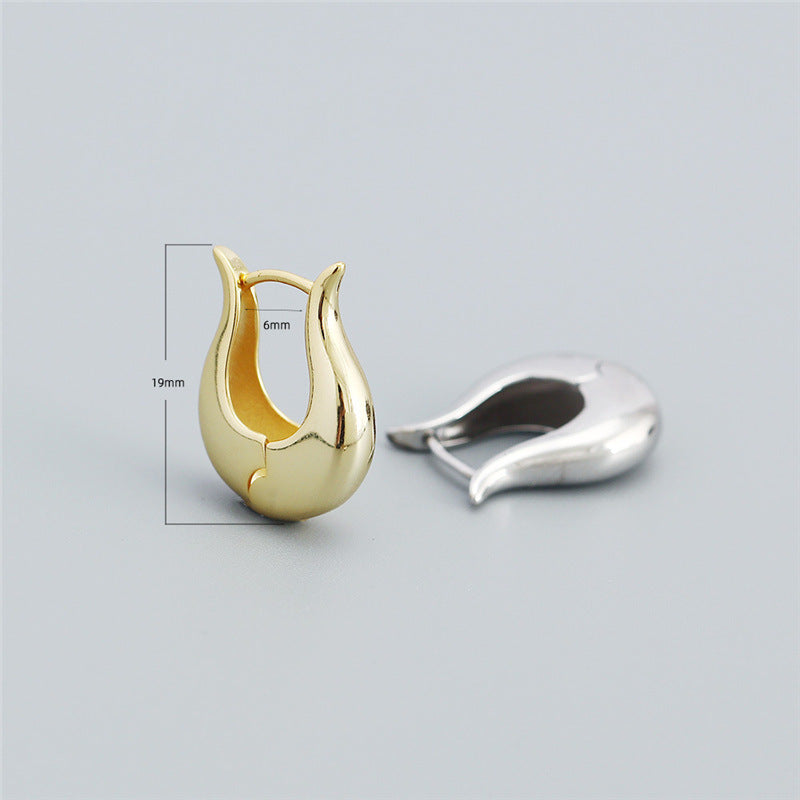 Fashionable earrings made of high-quality stainless steel 
Maetiva