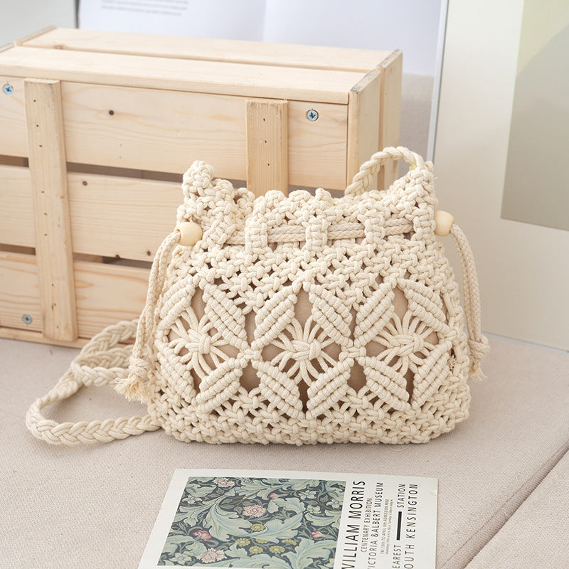 Macrame Shoulder Bag 
Maetiva