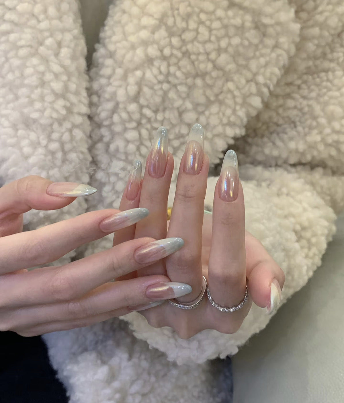 Ombre Glossy Press-On Nail Extensions 
Maetiva
