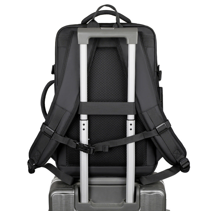Sleek Professional Travel Backpack 
Maetiva