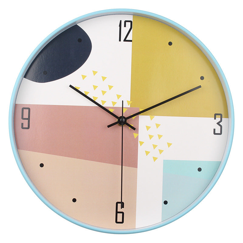 Minimalist Wall Clock 
Maetiva