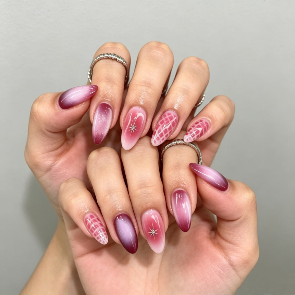 Elegant Press-On Nail Set with Ombre Design 
Maetiva