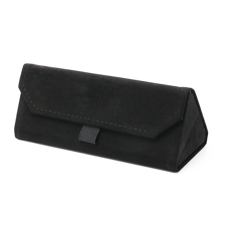 Foldable Suede Sunglasses Case with Magnetic Closure 
Maetiva