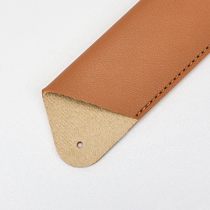 Leather Pencil Case 
Maetiva