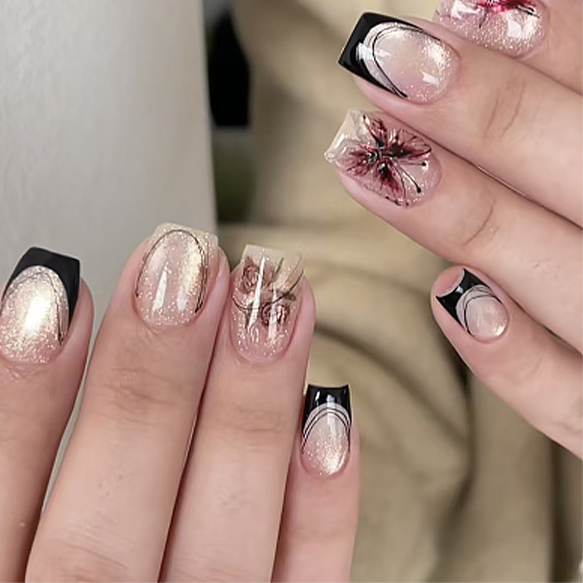 Decorative Nail Art 
Maetiva