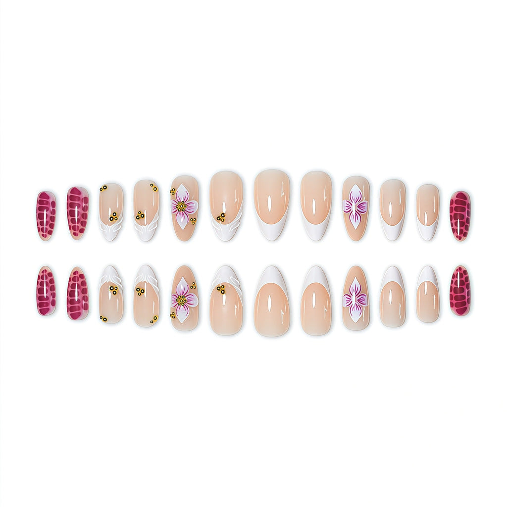 Floral Accent Nail Art Extensions 
Maetiva