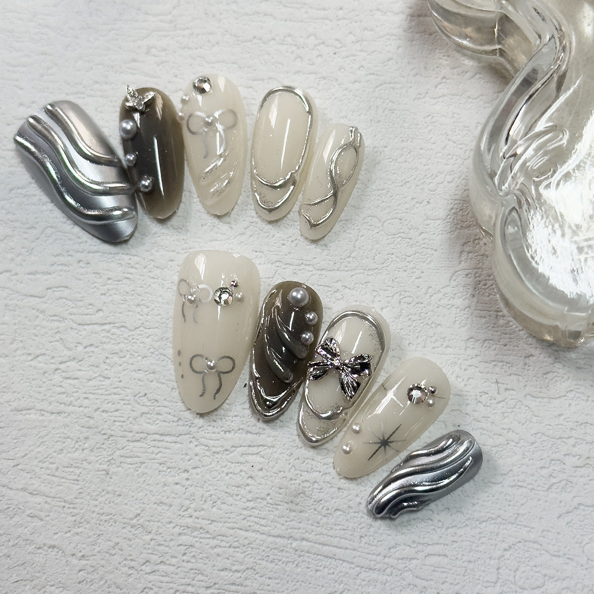 Artistic Nail Design 
Maetiva