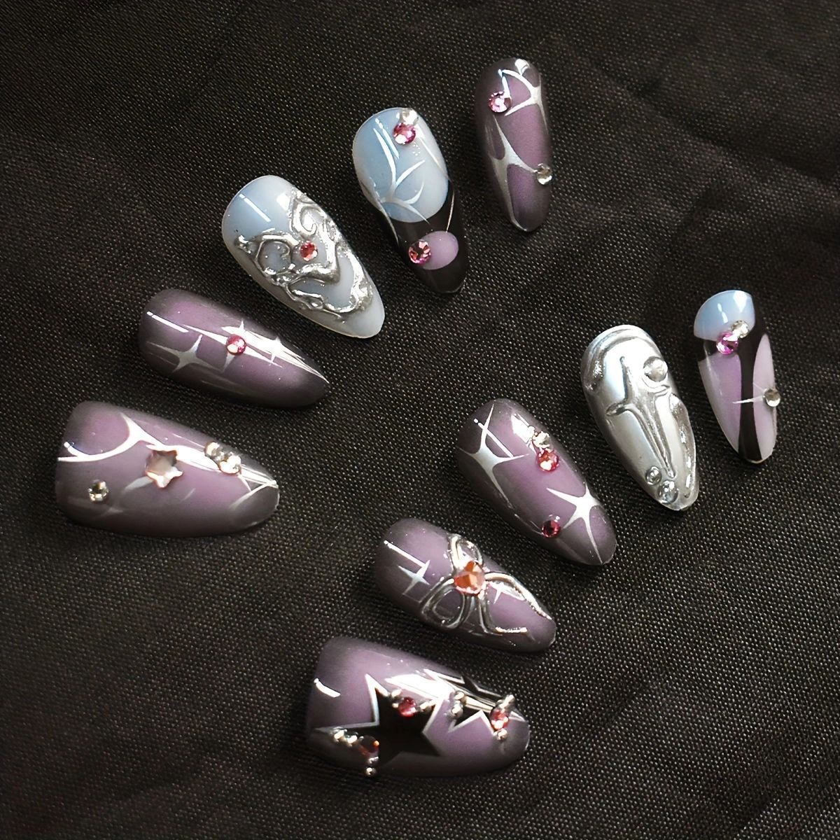 Artistic Nail Design 
Maetiva