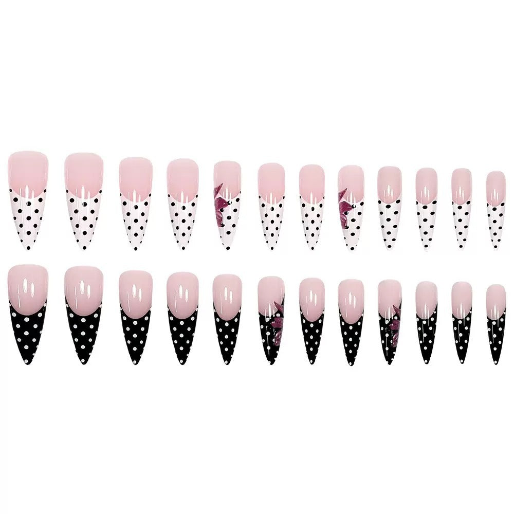 Artistic Stiletto Nail Art Extensions 
Maetiva  7879 364
