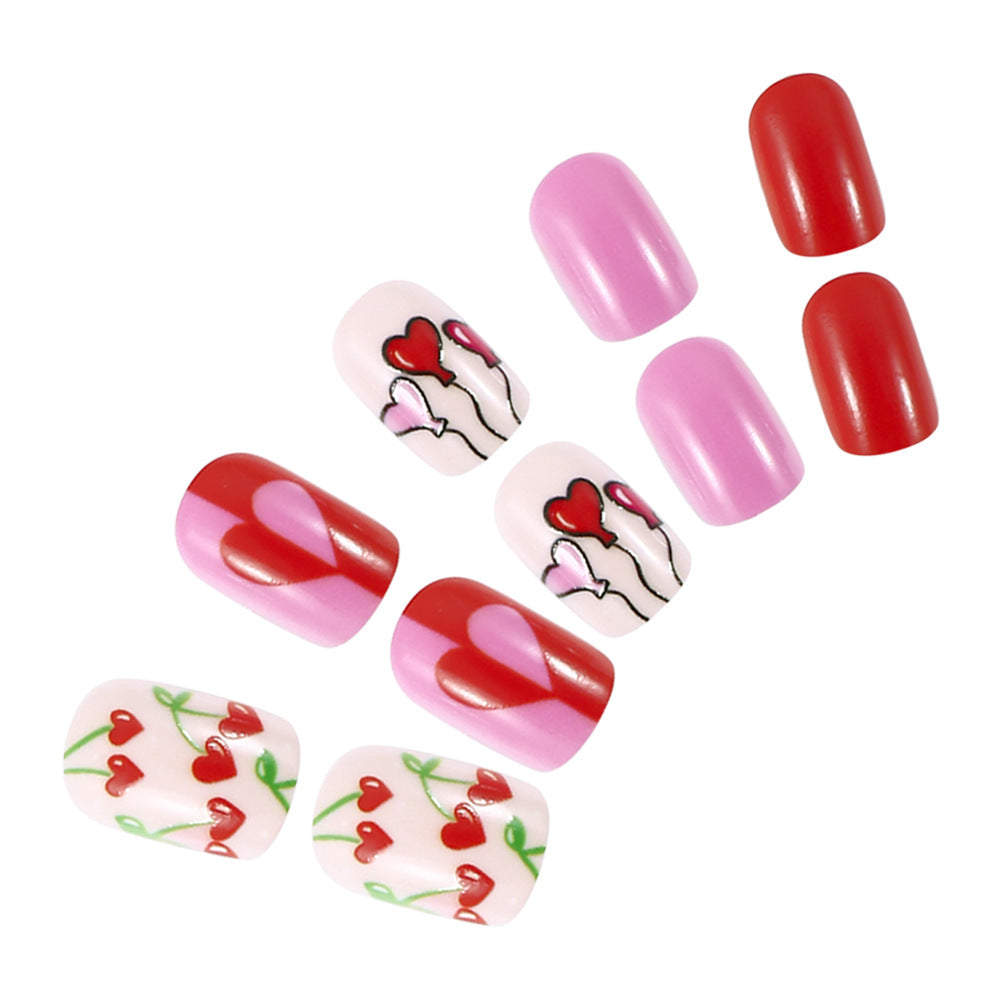 Artistic Love-Themed Press-On Nail Art Set 
Maetiva